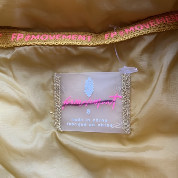 (SOLD) Free People Movement In A Bubble Puffer Vest - Picture 2 of 5